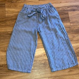 Bella Amore Italian Linen Capri pants